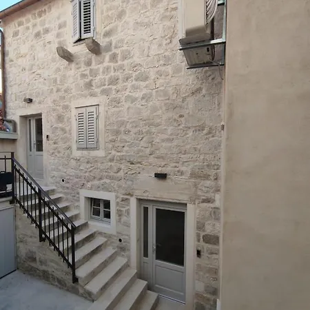 Radunica Old Town - 3 Apartment *